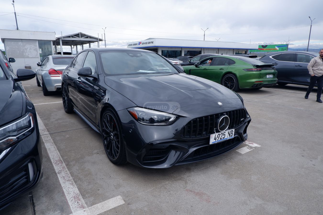 Mercedes-Benz C 63 AMG - фото 3