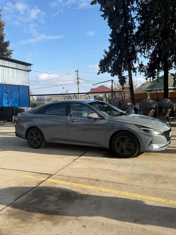 Hyundai Elantra - фото 7