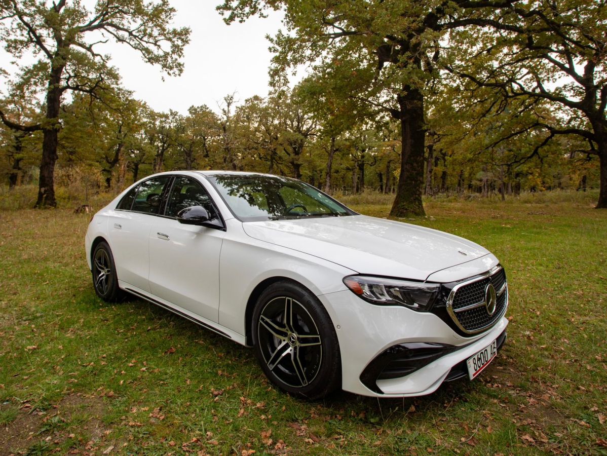 Mercedes-Benz E 450 - фото 1