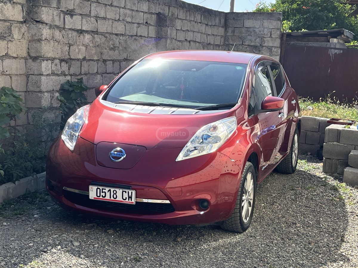 Nissan Leaf - фото 2