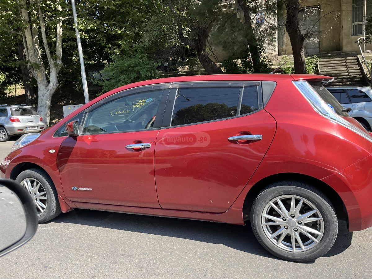 Nissan Leaf - фото 3