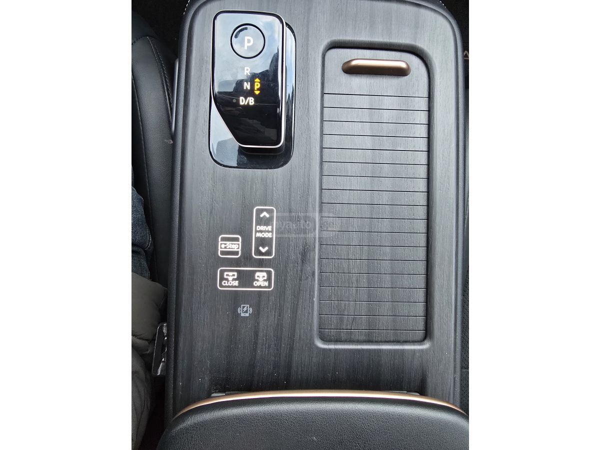 Nissan Ariya 2023 — миниатюра 9