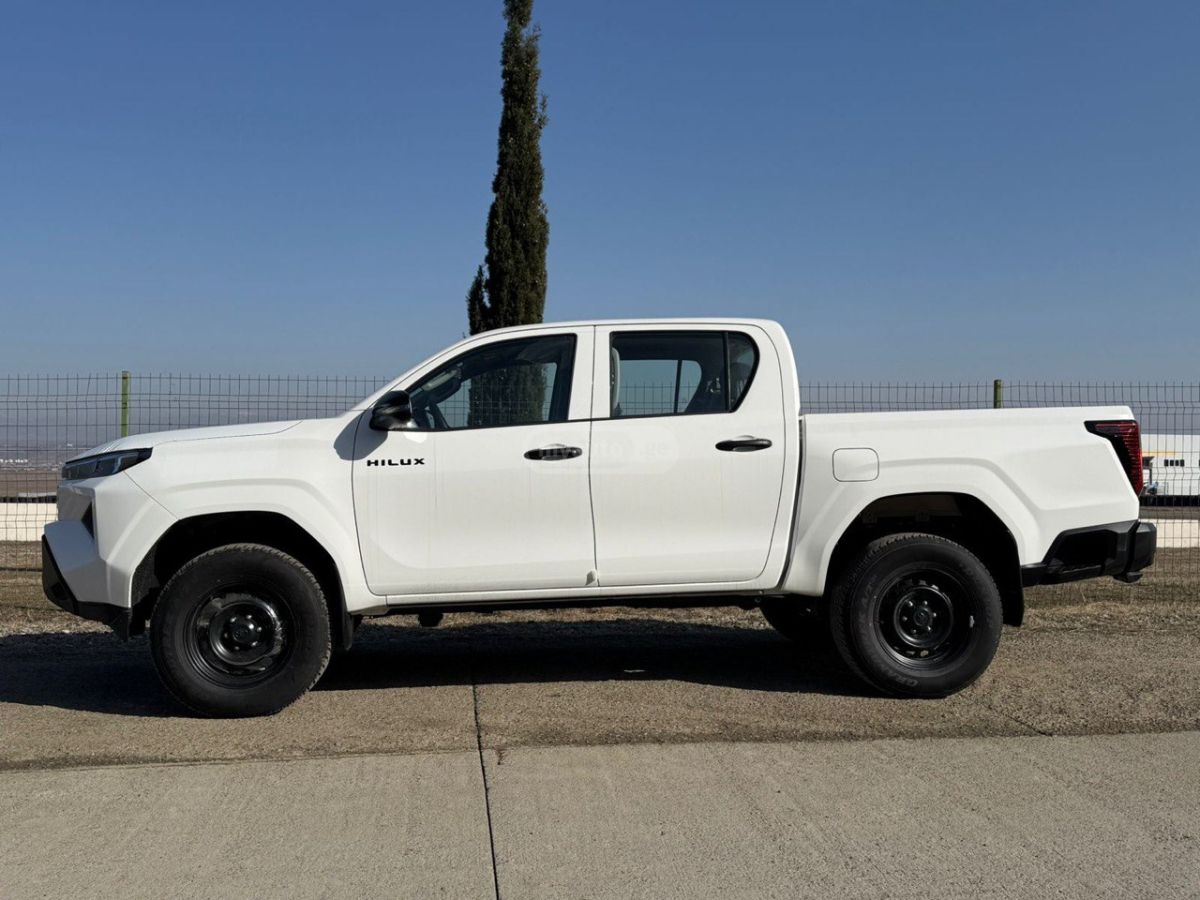 Toyota Hilux 2026 — миниатюра 4