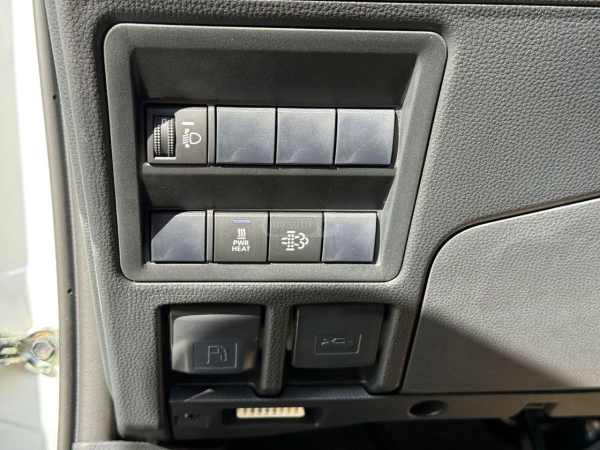 Toyota Hilux 2026 — миниатюра 8