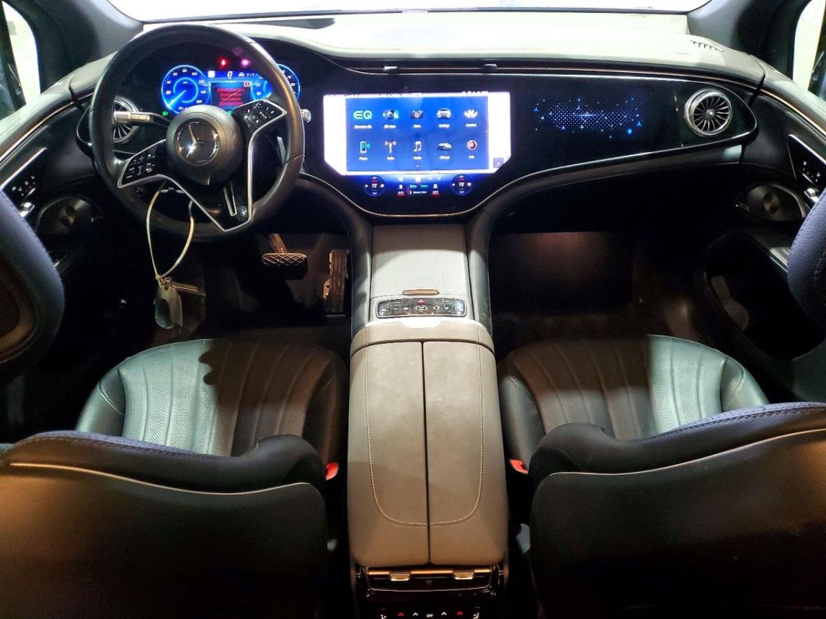 Mercedes-Benz EQS 2024 — миниатюра 8