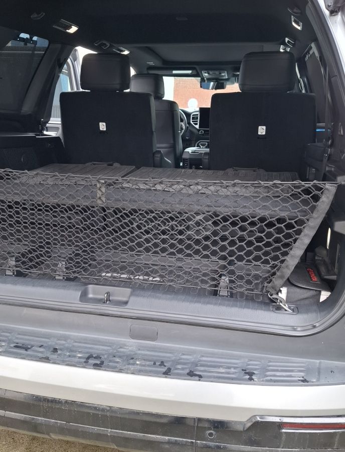 Toyota Sequoia - фото 9