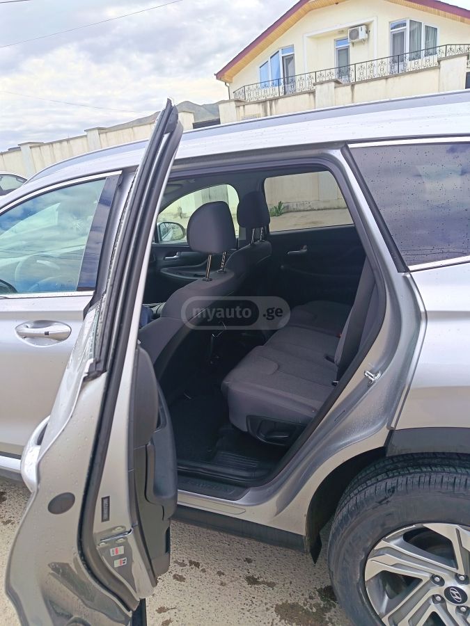 Hyundai Santa FE - фото 2