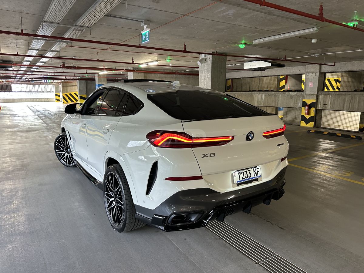 BMW X6 - фото 13
