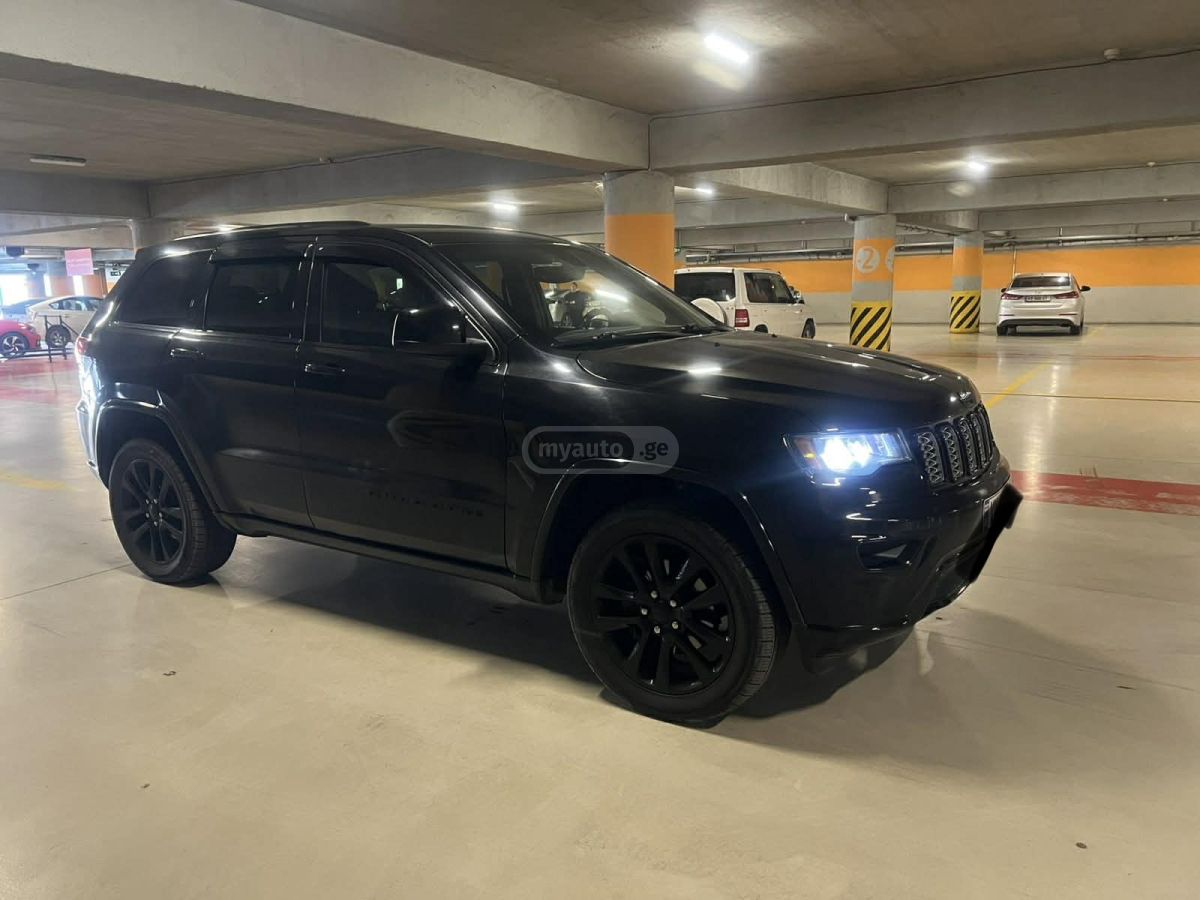 Jeep Grand Cherokee - фото 4