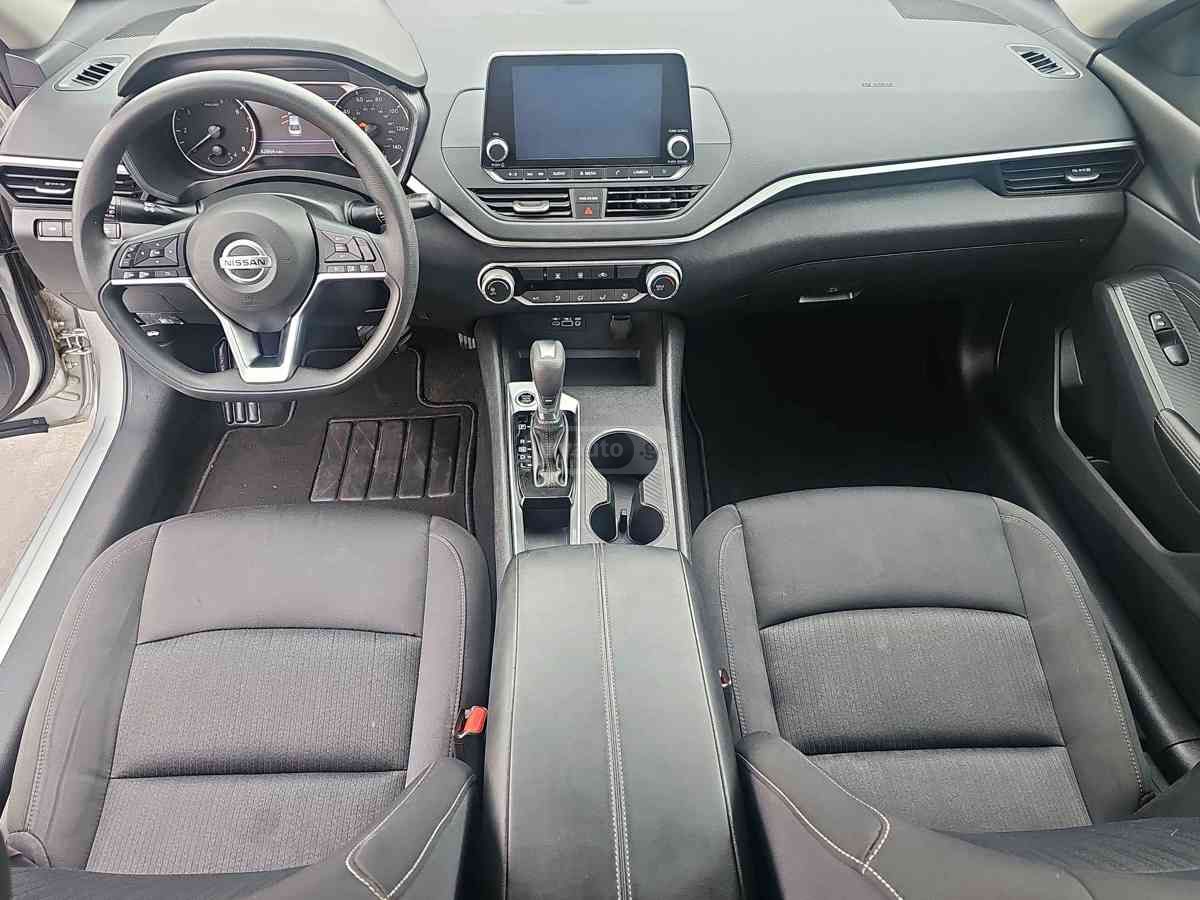 Nissan Nissan Altima — миниатюра 8