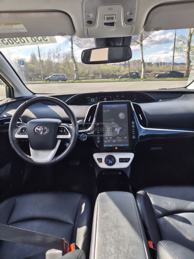 Toyota Prius - фото 8