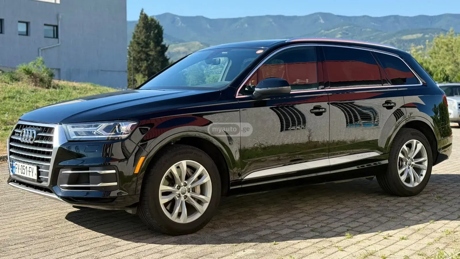 نمای دیگر Audi 2016