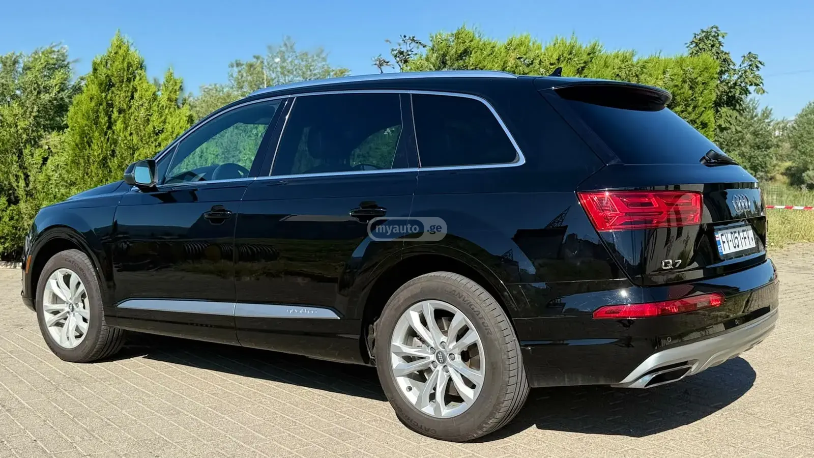 نمای دیگر Audi 2016
