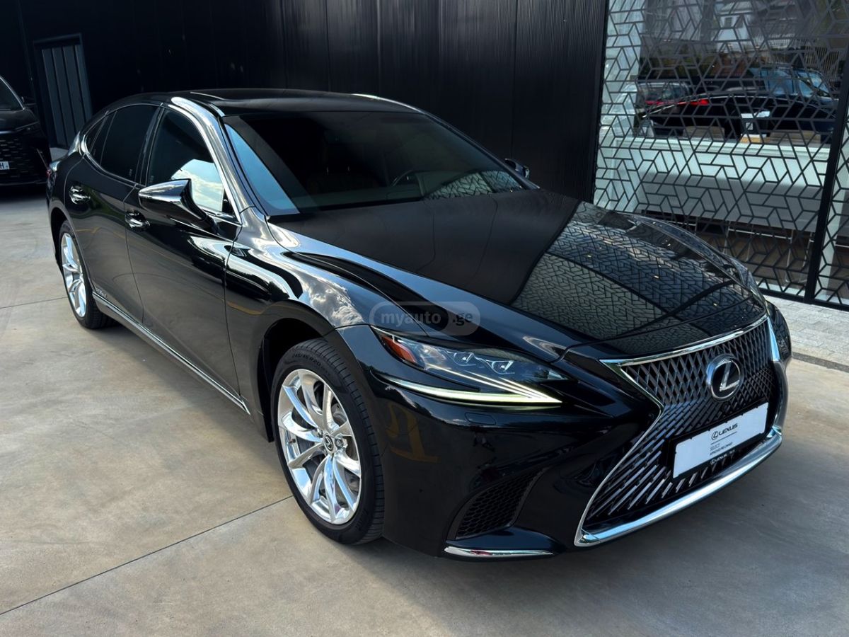 Lexus LS 500 h 