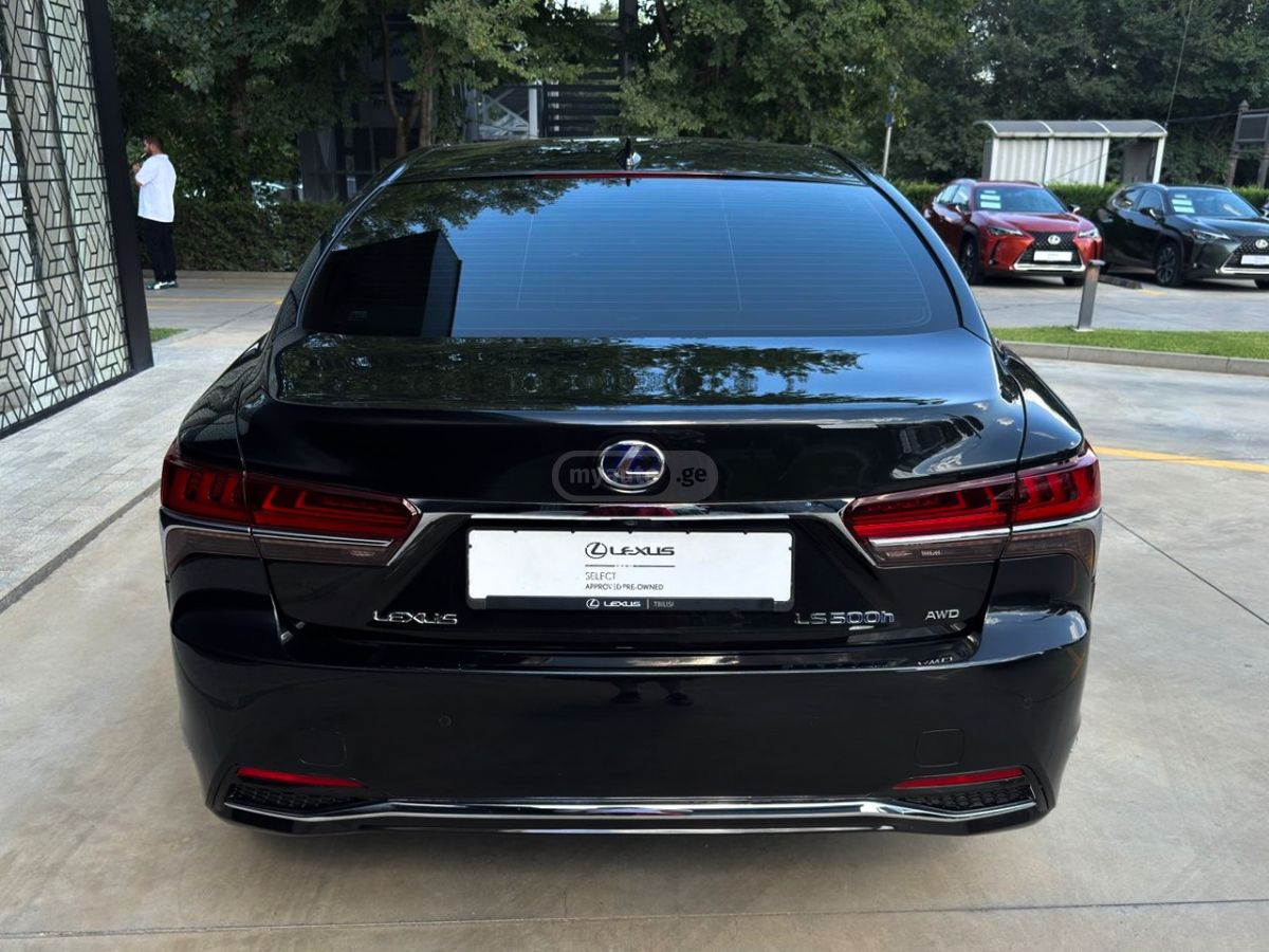 Lexus LS 500 h 