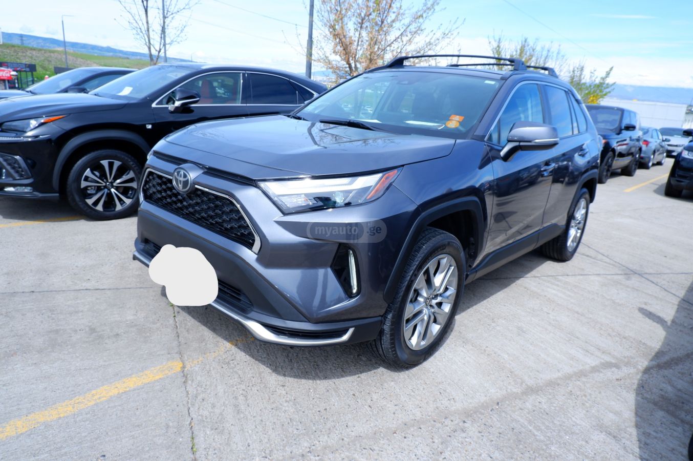 Toyota RAV 4 - фото 1