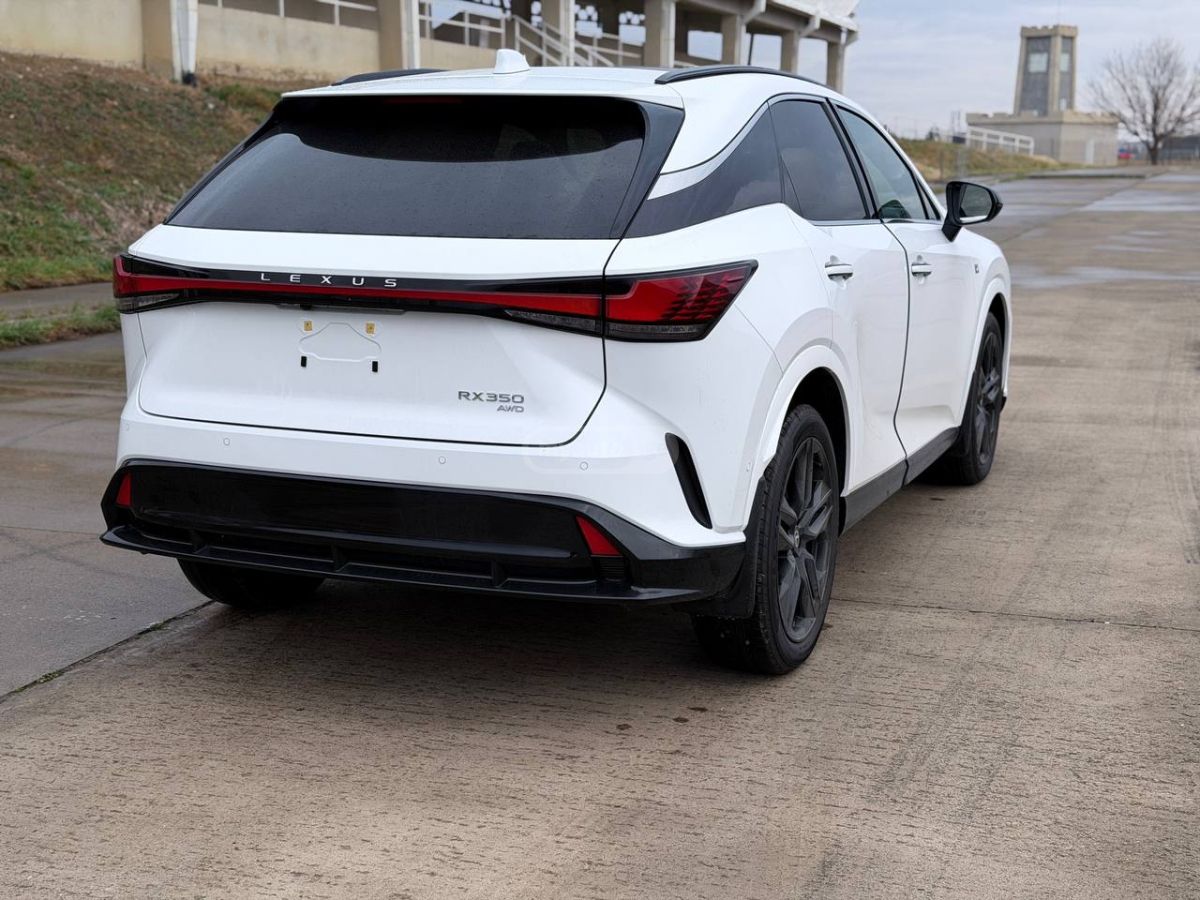 Lexus F-Sport 3 (Black Line) — миниатюра 7