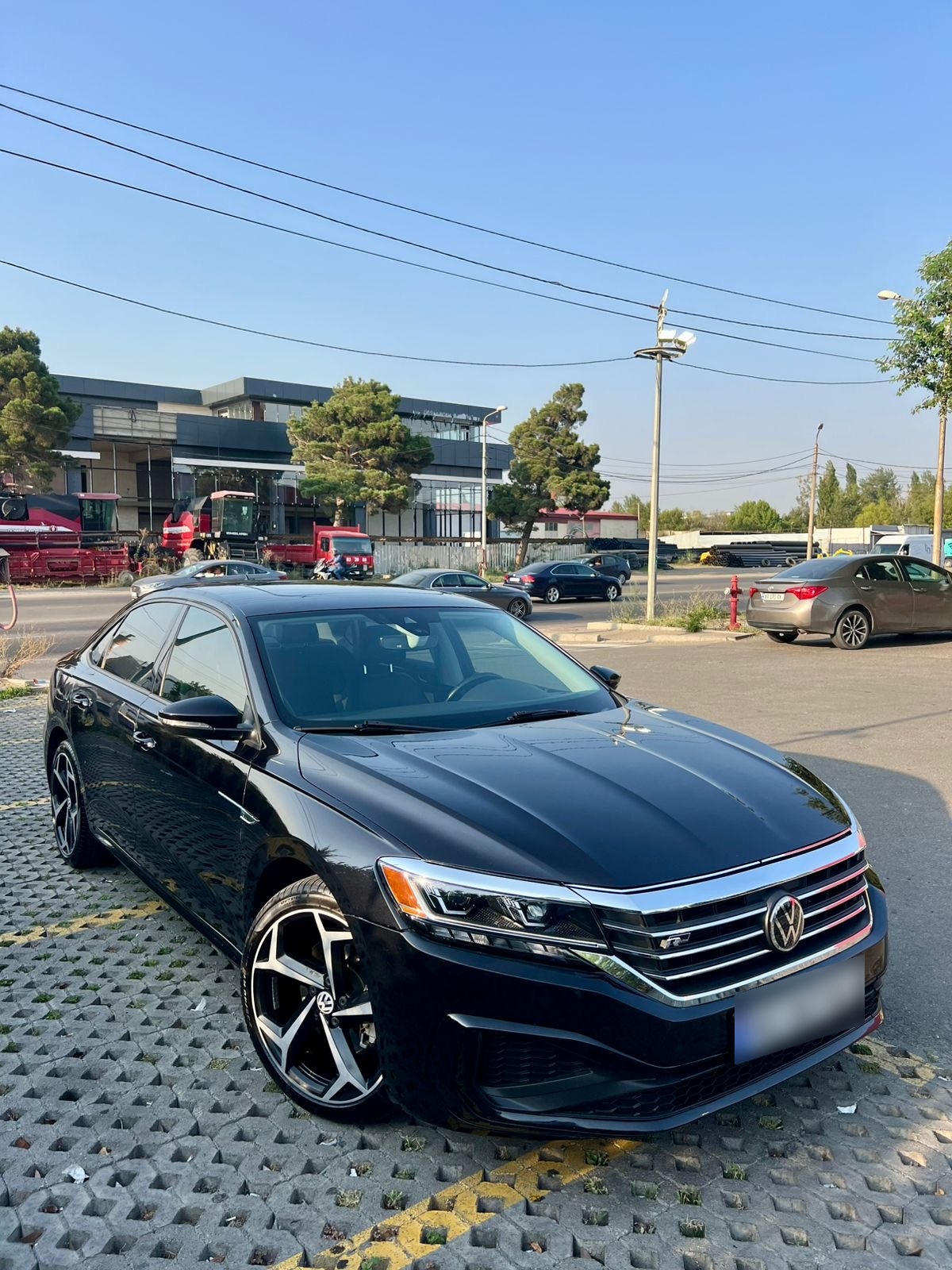 Volkswagen Passat - фото 2
