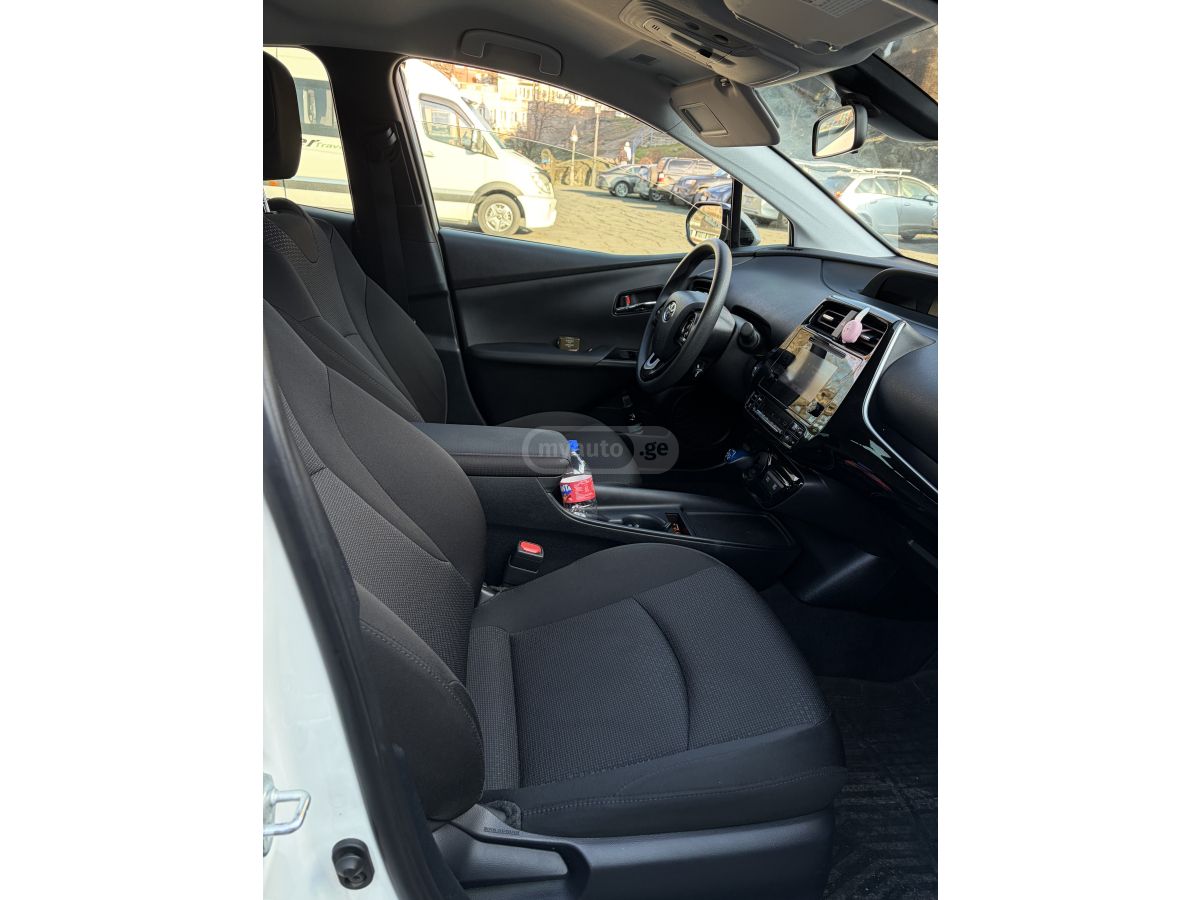 Toyota Prius - фото 7