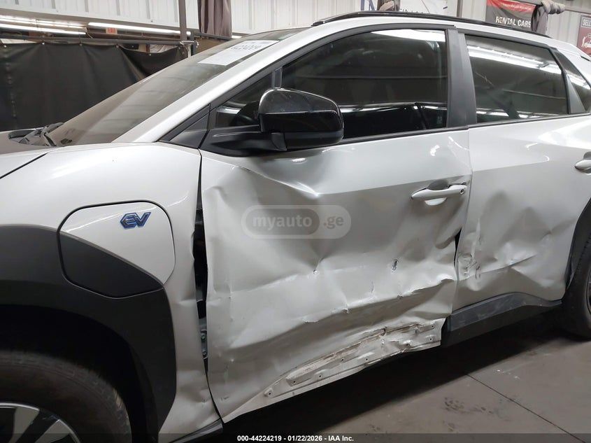 Subaru Solterra 2024 — миниатюра 10