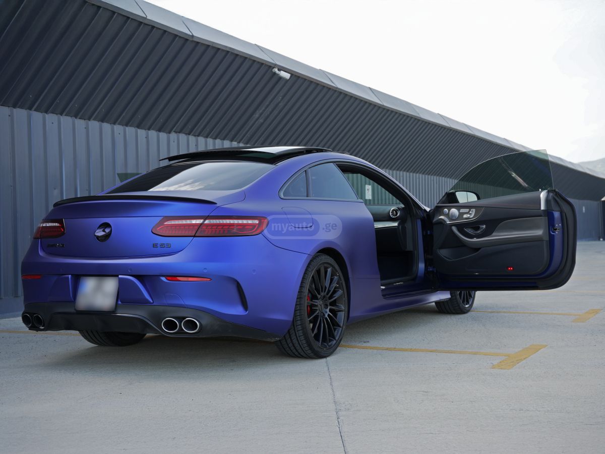 Mercedes-Benz E53 AMG - фото 14