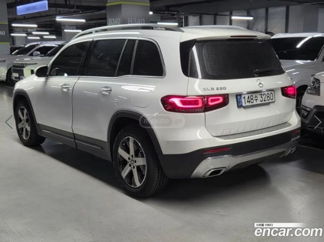 Mercedes-Benz GLB 35 AMG 2020 — миниатюра 4