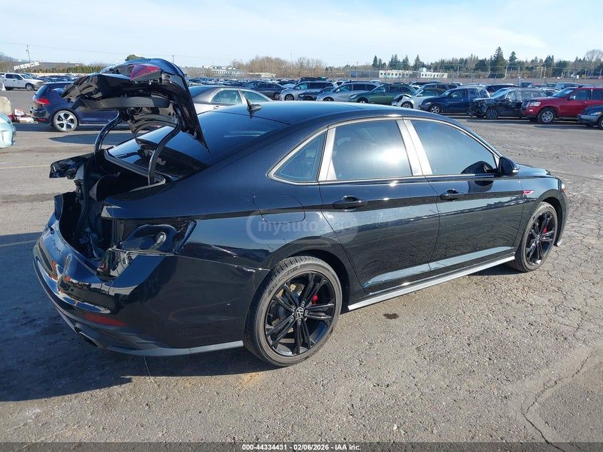 Volkswagen GLI — миниатюра 4