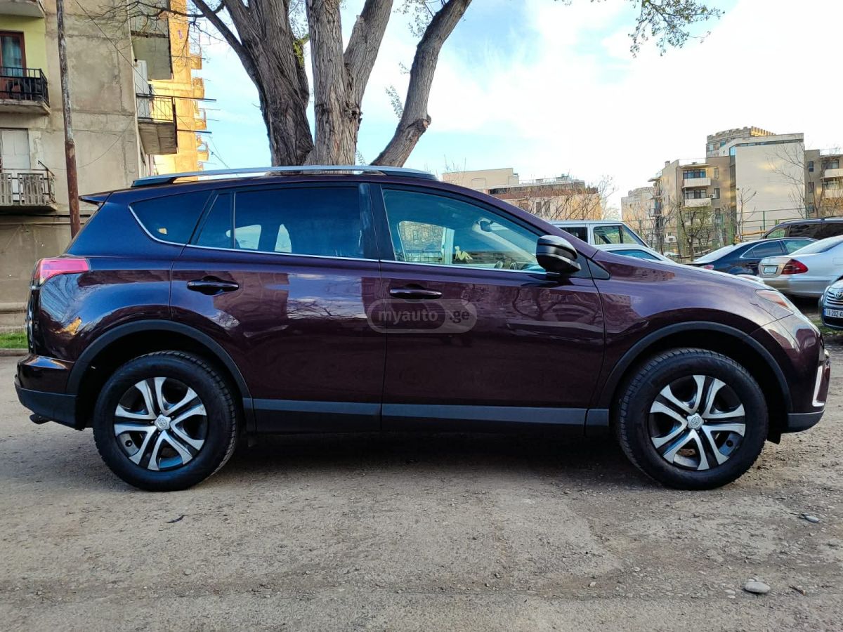 Toyota RAV 4 - фото 11