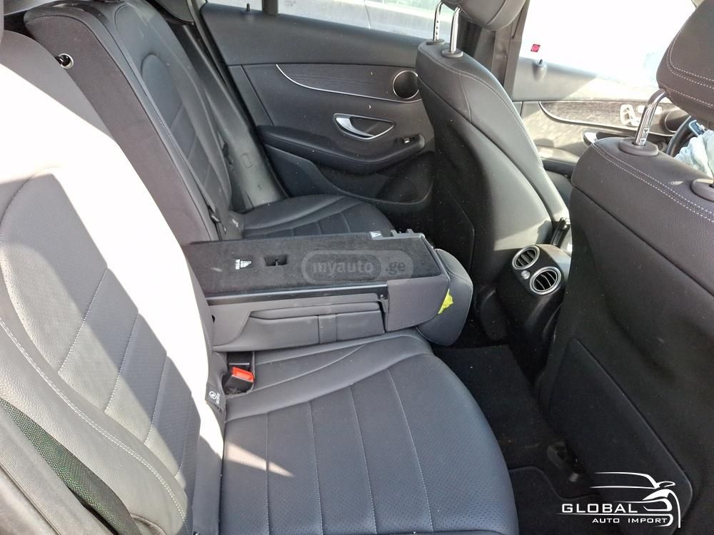 Mercedes-Benz GLC 300 - фото 11