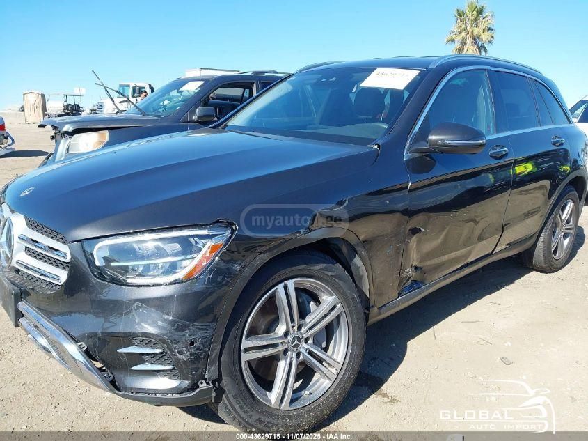 Mercedes-Benz GLC 300 - фото 6