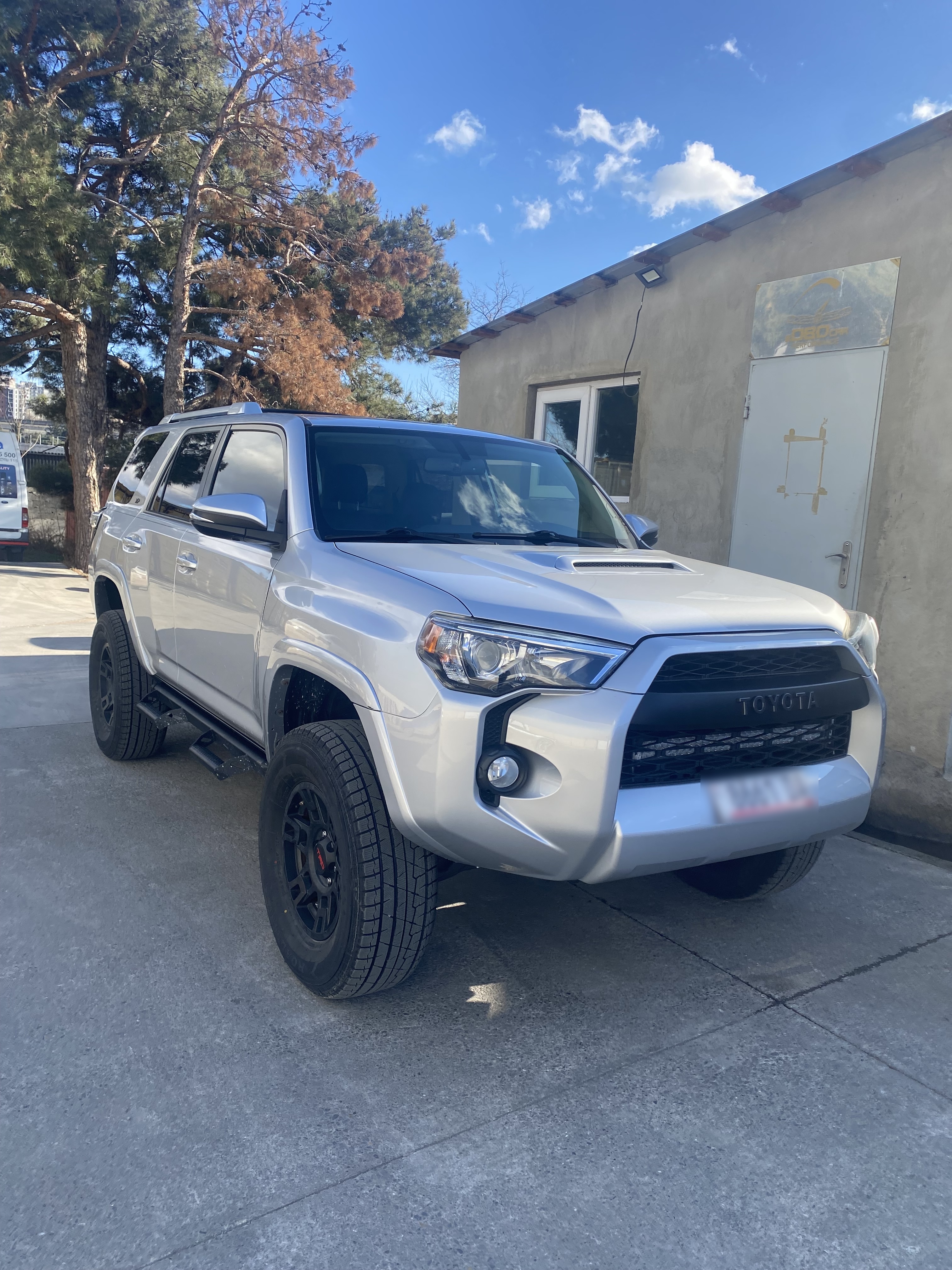 Toyota 4 Runner - фото 4