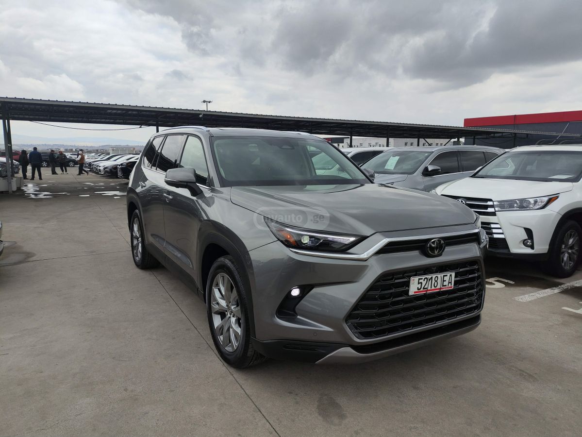 Toyota LIMITED — миниатюра 1