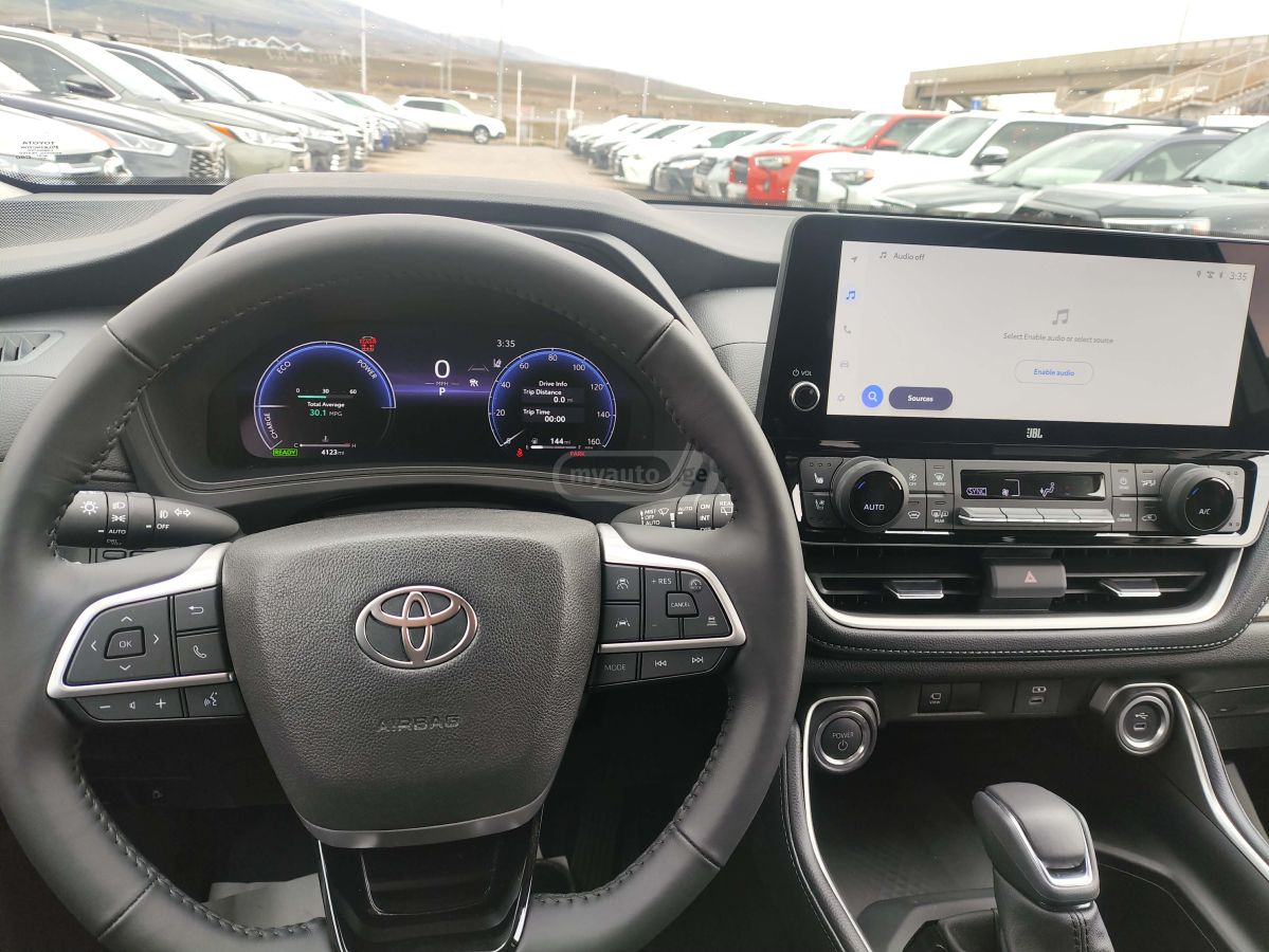 Toyota LIMITED — миниатюра 11