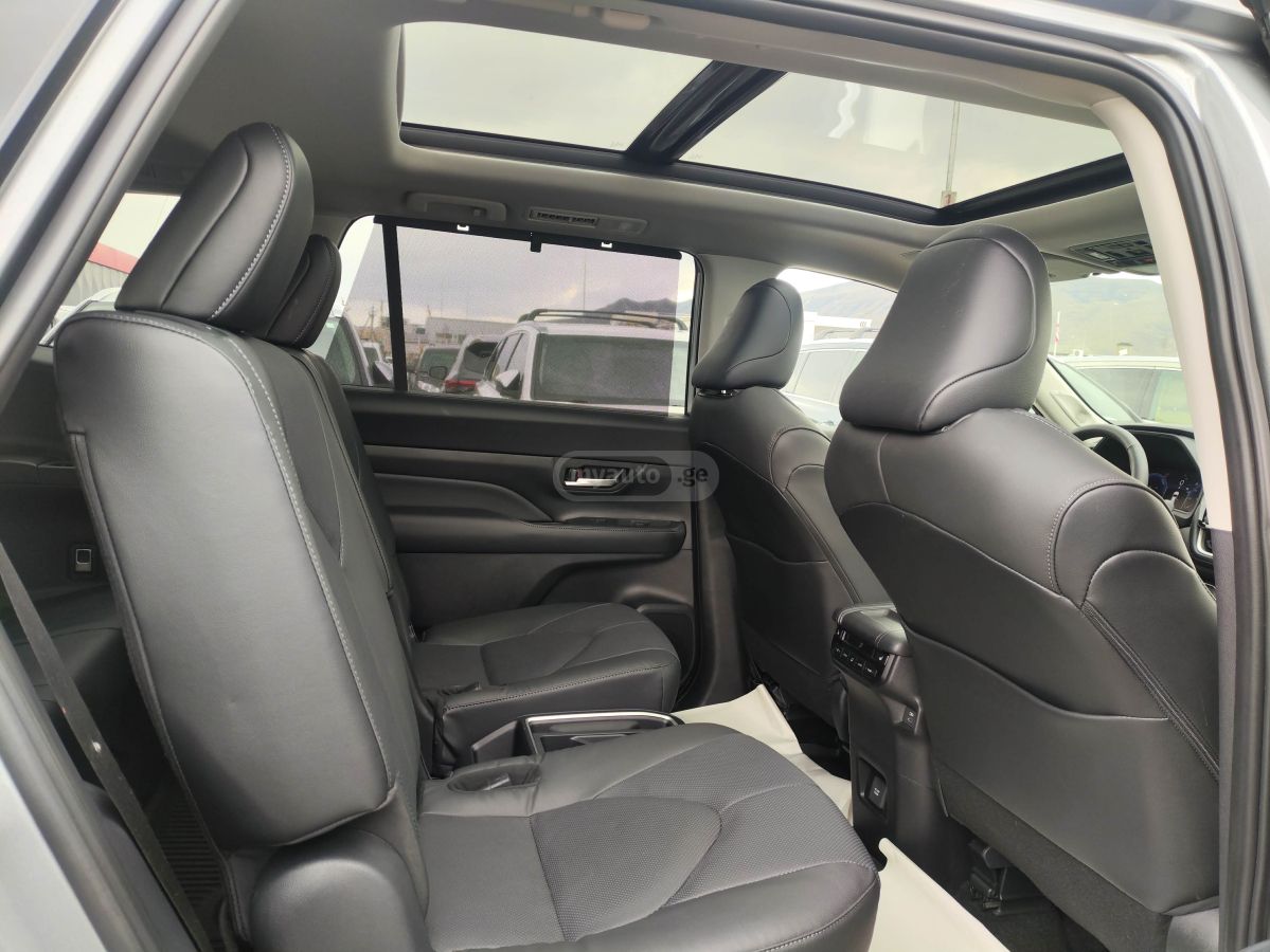 Toyota LIMITED — миниатюра 7