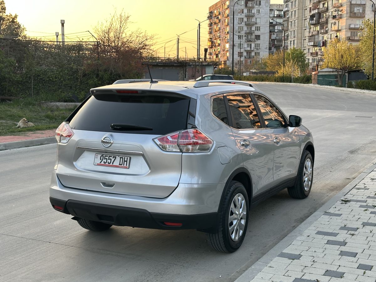 Nissan Rogue - фото 4