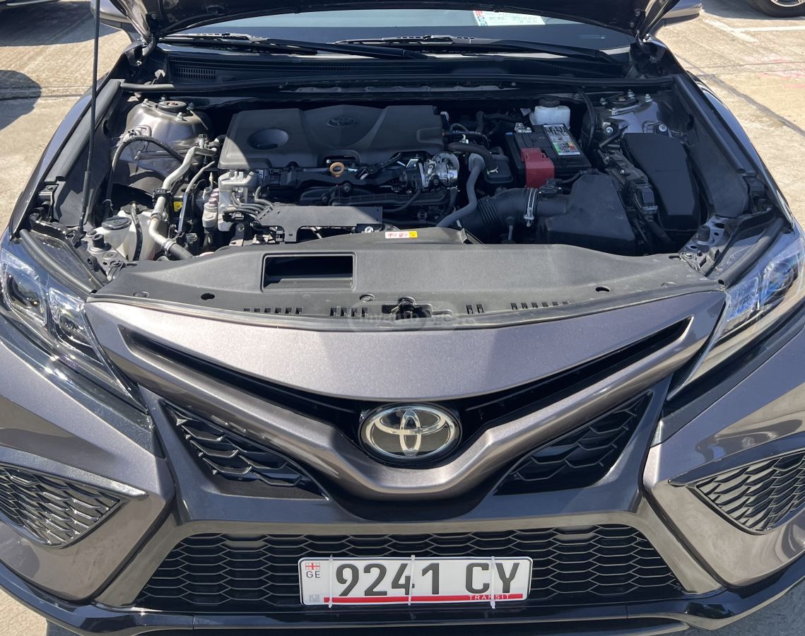 Toyota Camry - фото 5