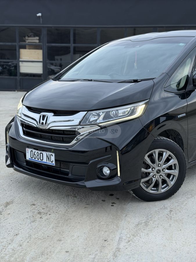 Honda Freed - фото 8