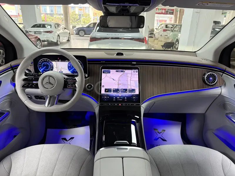 Mercedes-Benz EQE 2023 — миниатюра 6