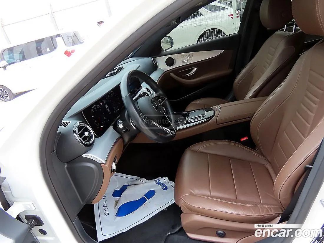 Mercedes-Benz E 63 AMG 2021 — миниатюра 5