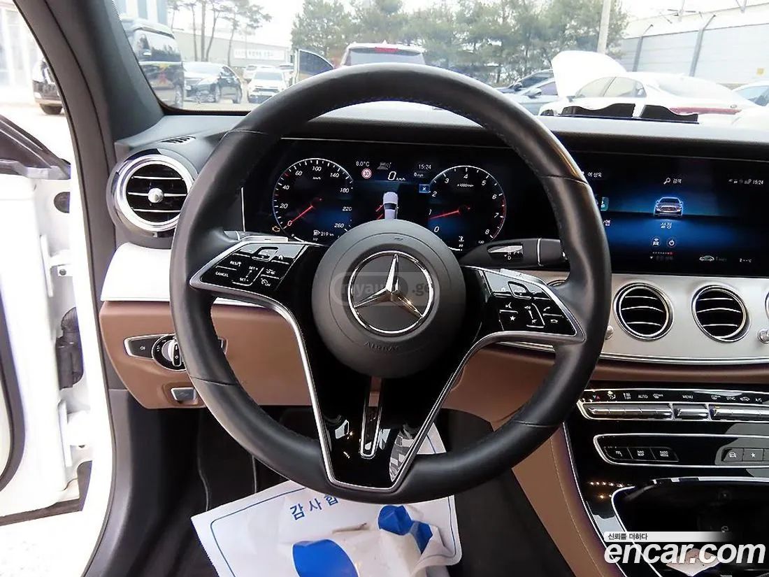 Mercedes-Benz E 63 AMG 2021 — миниатюра 8