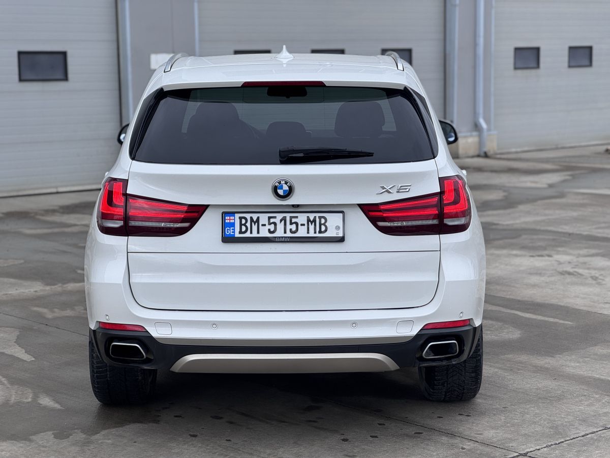 BMW X5 - фото 5
