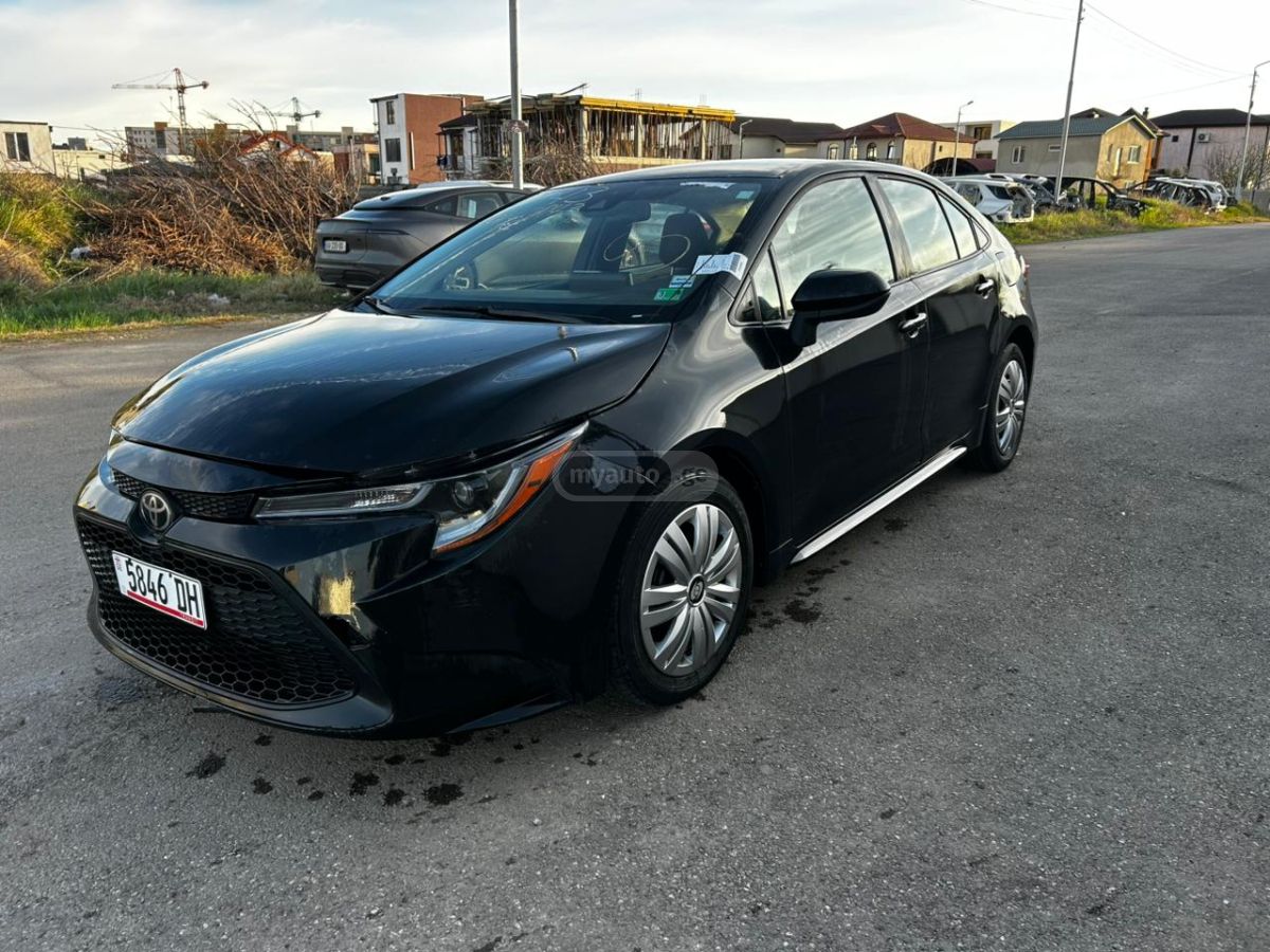 Toyota Corolla - фото 1