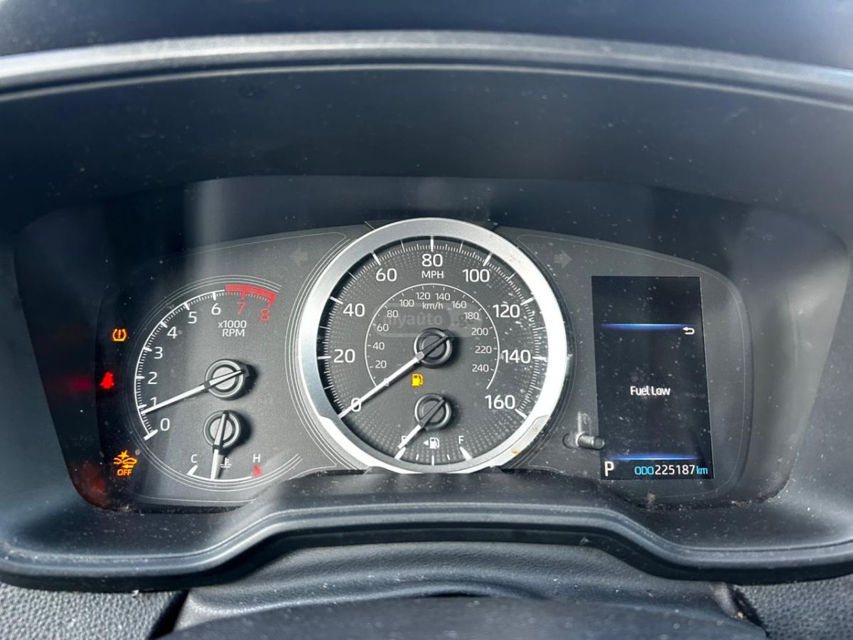 Toyota Corolla - фото 12