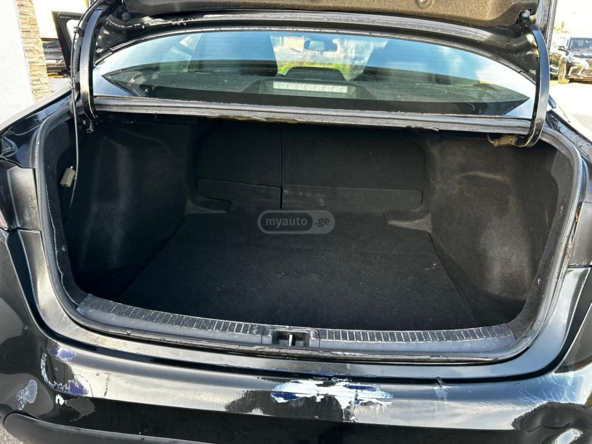 Toyota Corolla - фото 9