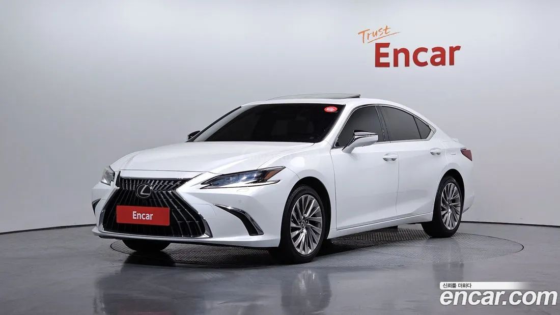 Lexus ES 350 2025 — миниатюра 1