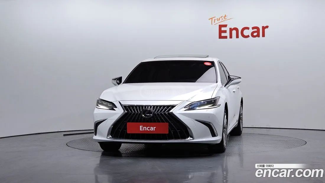 Lexus ES 350 2025 — миниатюра 3
