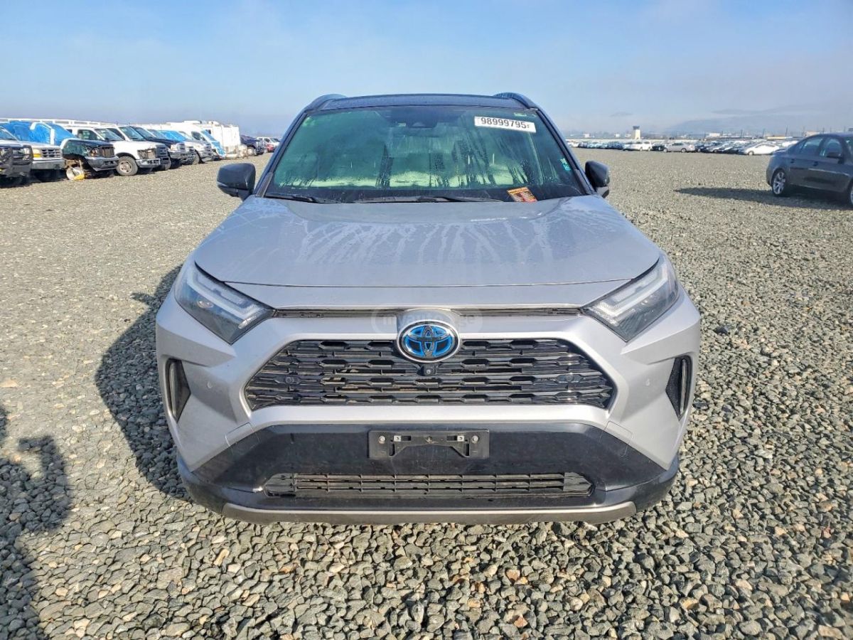 Toyota RAV 4 - фото 5