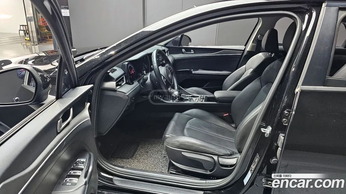 Kia Optima - фото 10