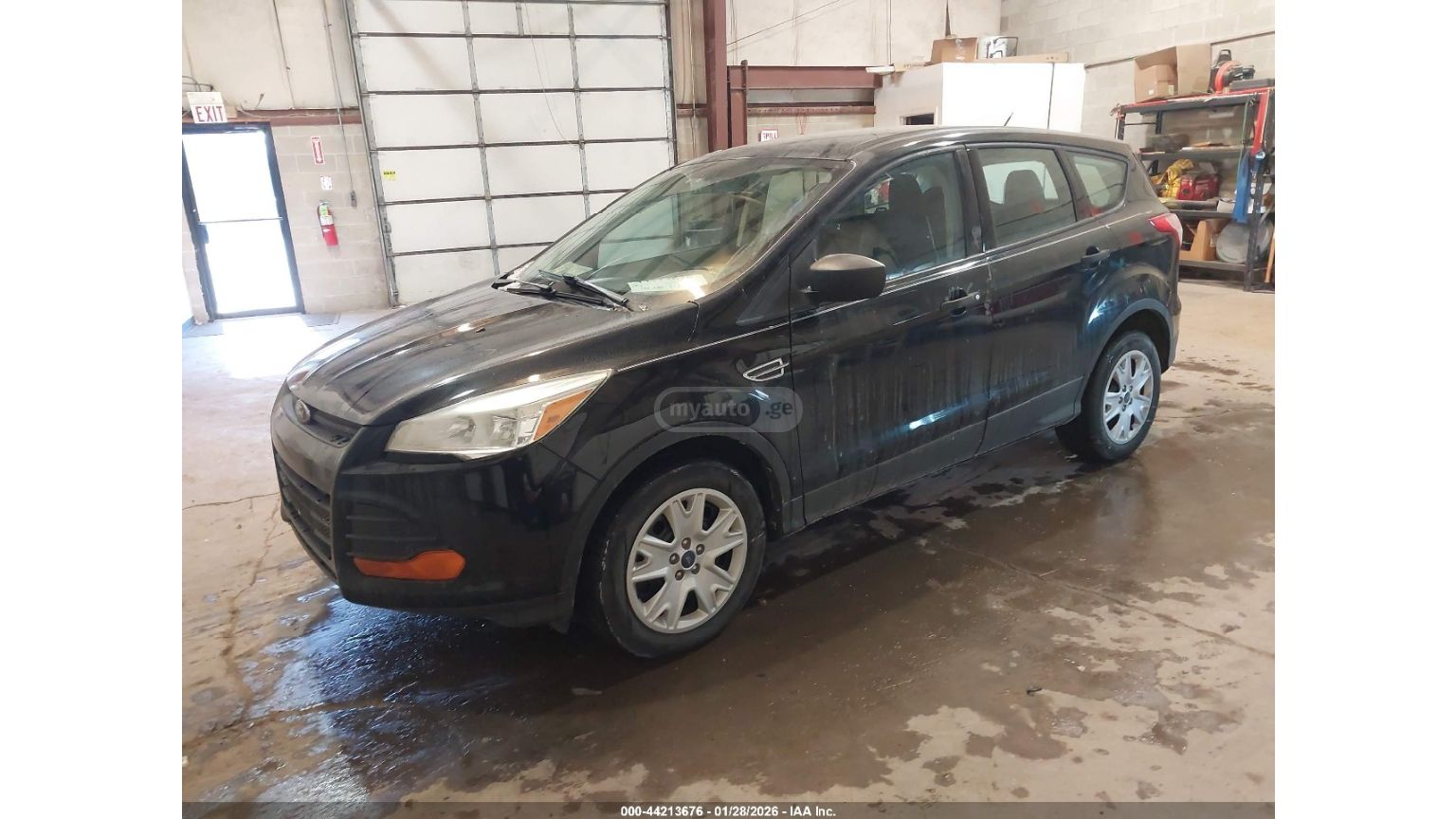 Ford Escape - фото 1