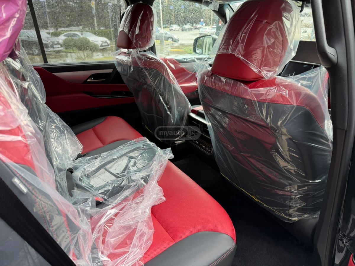 Lexus F sport — миниатюра 5